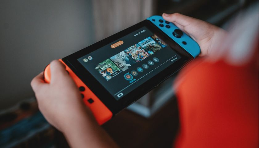 Konzole Nintenda Switch se ve světě prodalo přes 111 milionů kusů