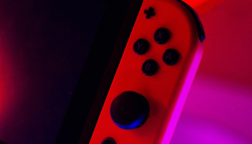 Nintendo Switch stoupá na špičku prodejů, může překonat PS2