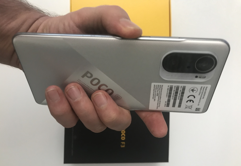 POCO F3