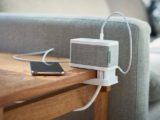 Unica System - Stolní box S se zásuvkou a nabíječkou USB